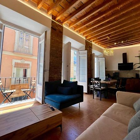Casa Naty, Espacioso Renovado Apartamento En El Centro De Málaga Exterior foto